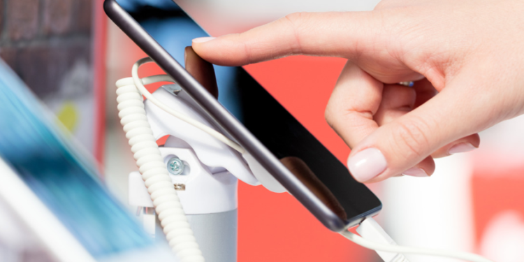 4 Great Mobile Phones You Can Buy Under $400